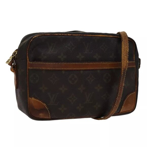 LOUIS VUITTON Monogram Trocadero 27 Shoulder Bag - Picture 2 of 16